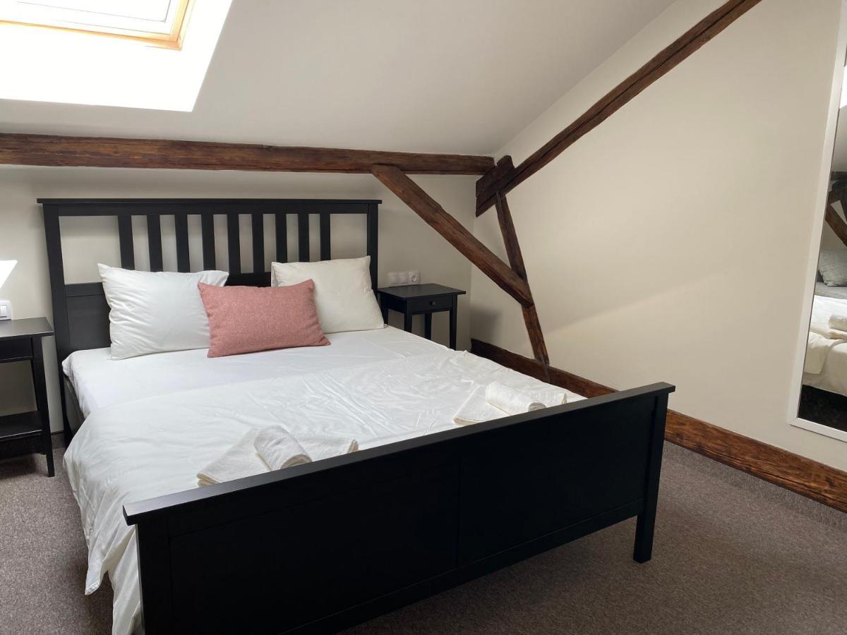 Boutique Rooms With Parking 拉迪亚 外观 照片