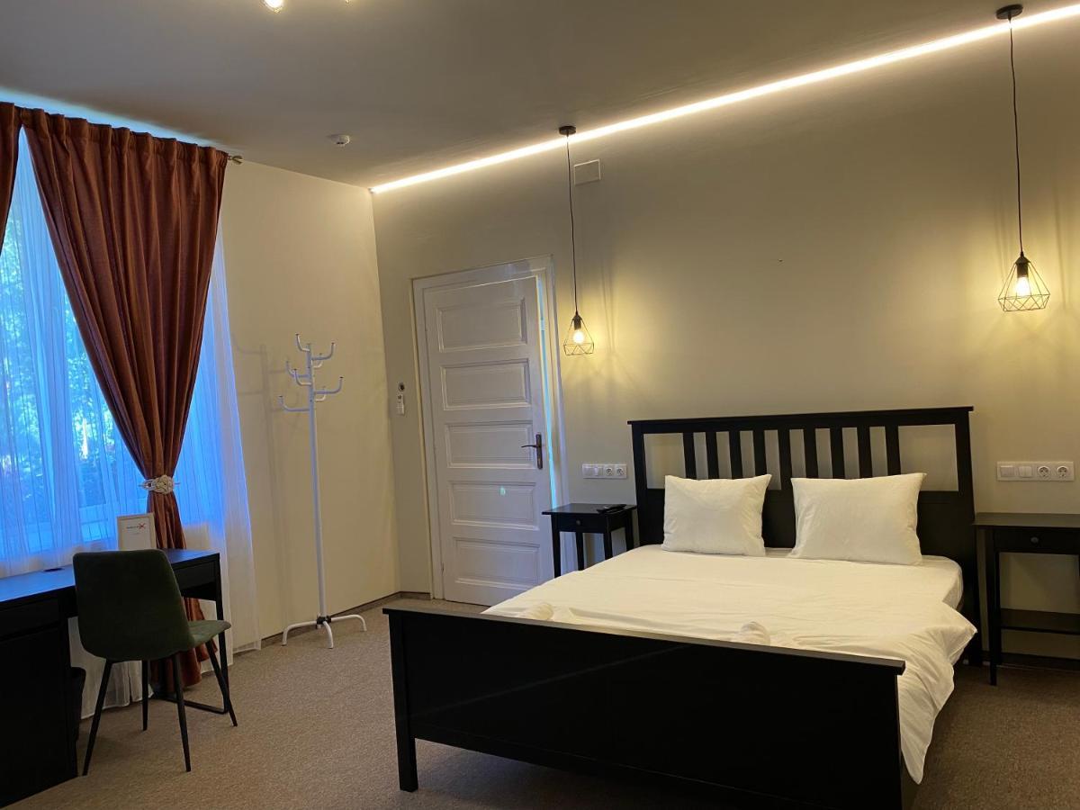Boutique Rooms With Parking 拉迪亚 外观 照片