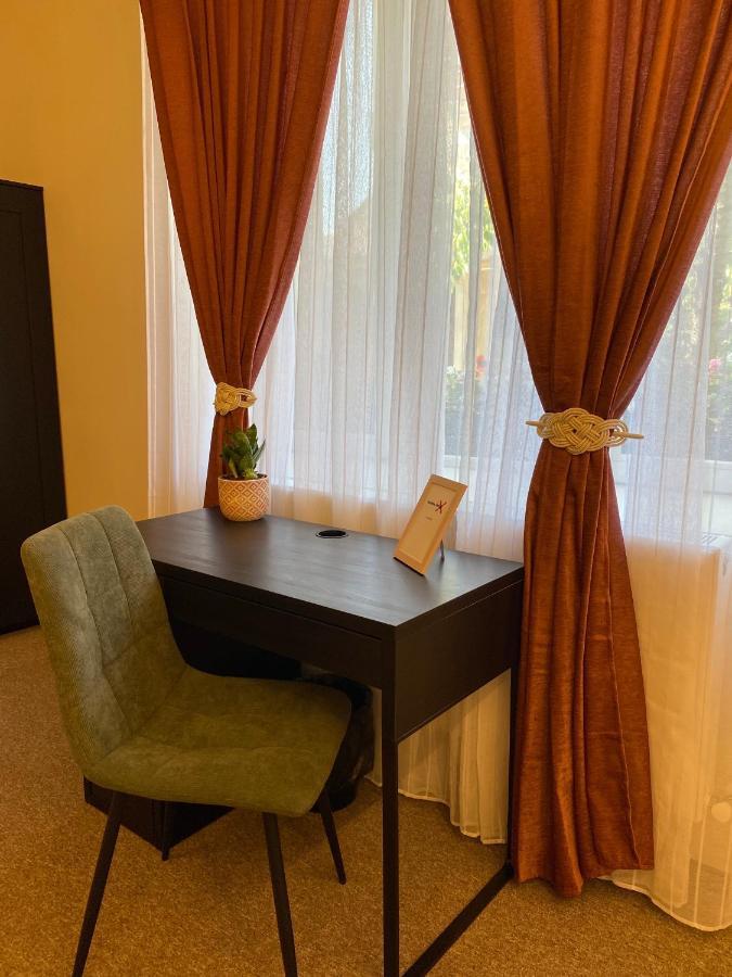 Boutique Rooms With Parking 拉迪亚 外观 照片